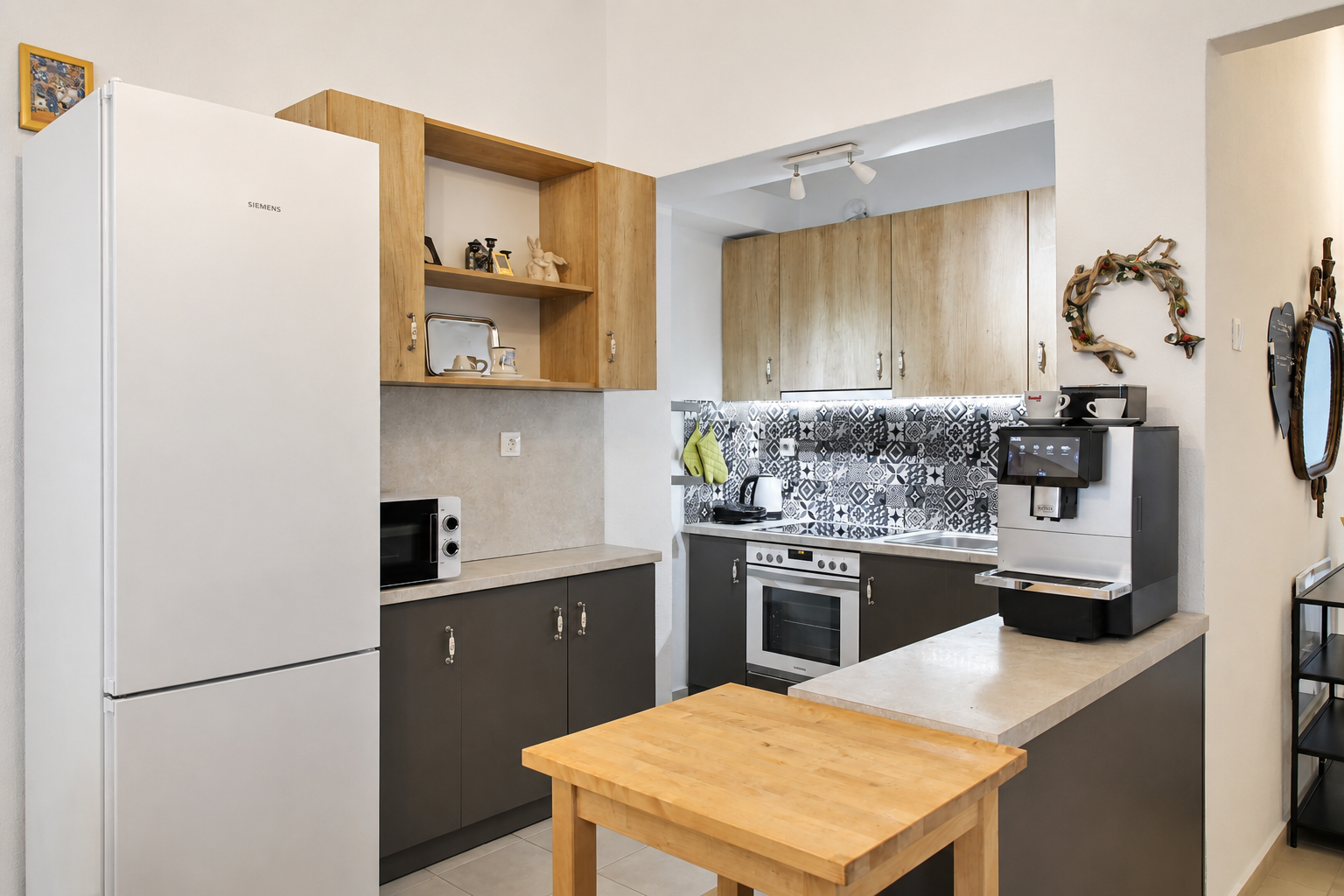 Fully equipped kitchen
